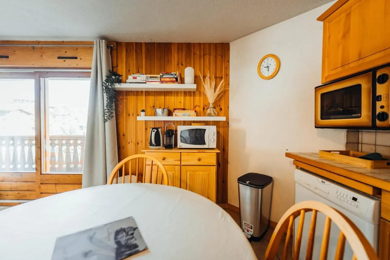 A Beautiful Home In The Majestic French Mountains 생제르베레뱅 아파트